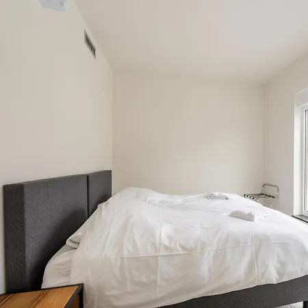 Airy In South Limburg, Cleaning Included Apartment Landgraaf